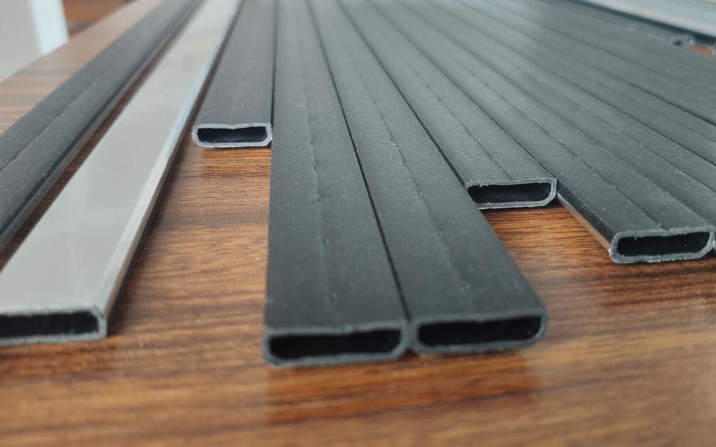  Straight connector for bendable warm edge spacer for IG glass unit